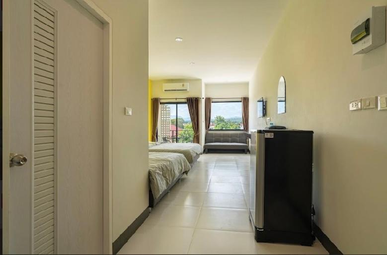 แอ่ว-ดีld Hotel&Residences Ngao Extérieur photo
